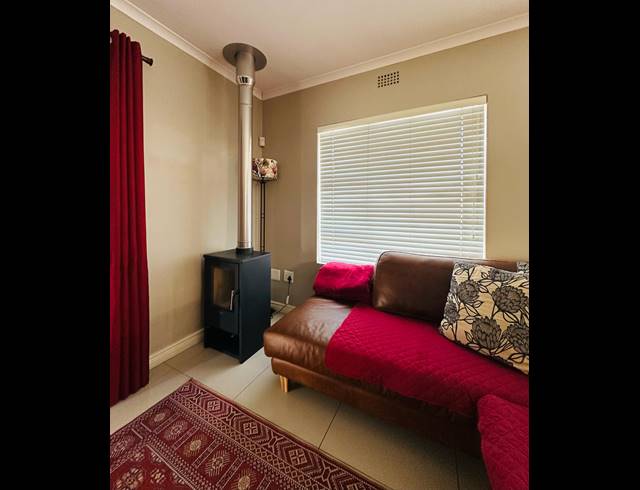 3 BEDROOM HOUSE SOLD IN SONSTRAAL HEIGHTS